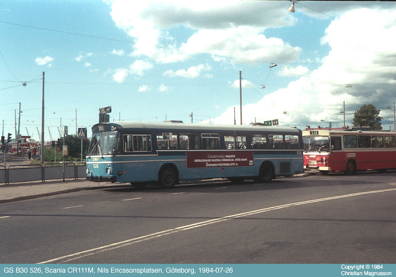 gs526_19840726.jpg - Jag minns att jag som stockholmare noterade att det förekom ovanligt få Scania-bussar på Göteborgs gator. Här är dock en.