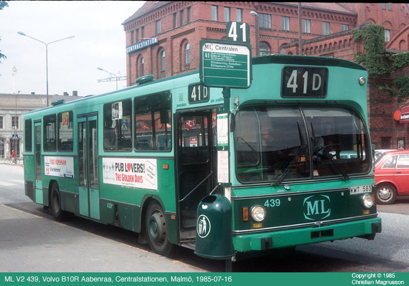 ML439.jpg - Det här var den enda Volvon hos ML som jag lyckades fånga. Även den är försedd med dansk Aabenraa-kaross.