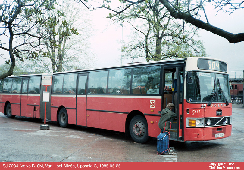 sj2284_19850525.jpg - Ingen lågentré här inte.