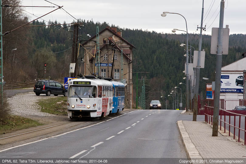 62_20110408-2.jpg